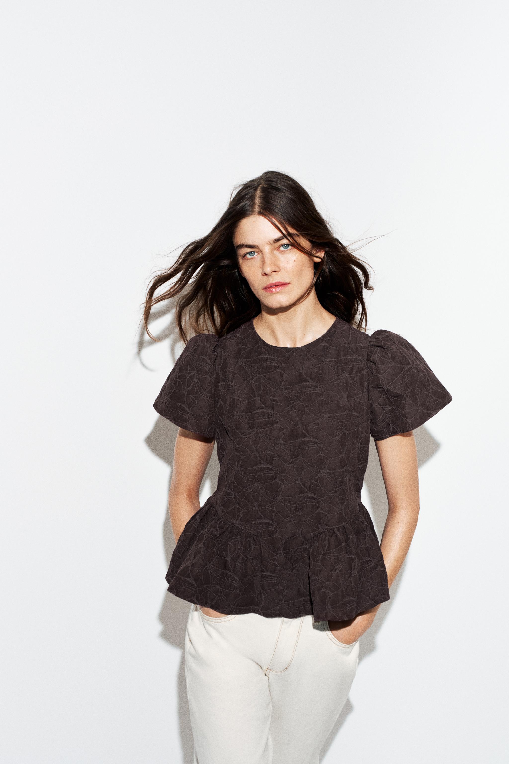 BALLOON PEPLUM TOP