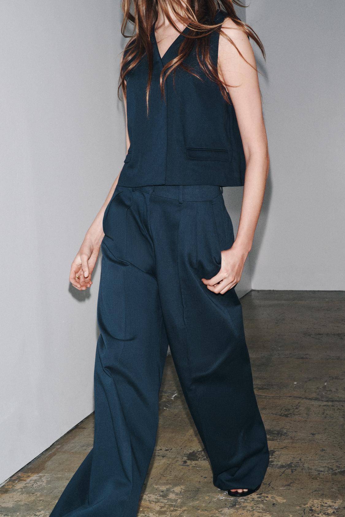 ZW COLLECTION DOUBLE-BREASTED VEST