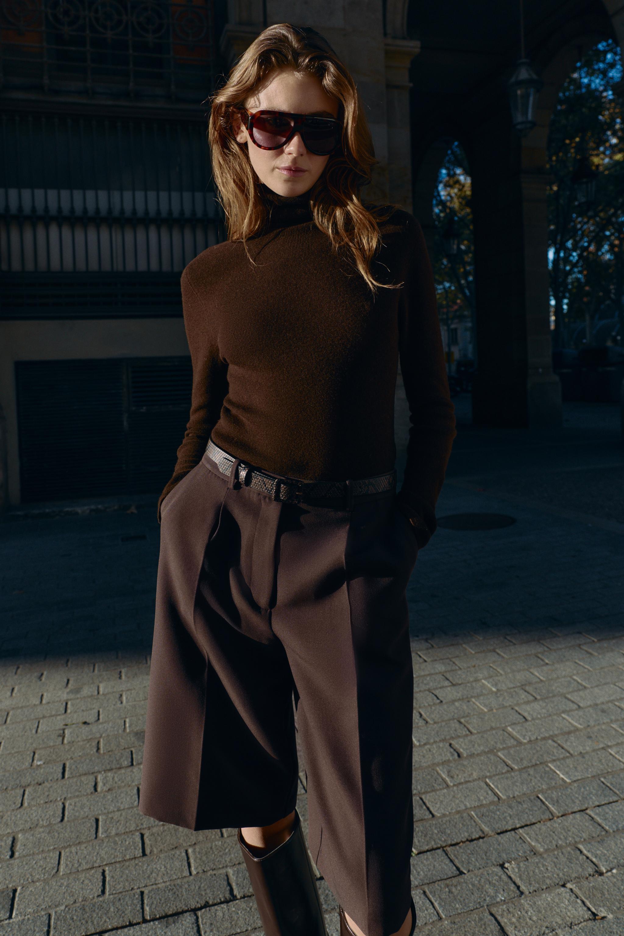 LONG BERMUDA SHORTS WITH BELT