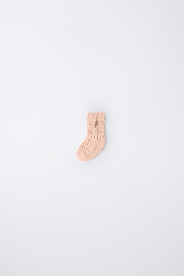 CALCETÍN CALADOS FLORES BORDADAS - Melocotón de Zara - Imagen 0