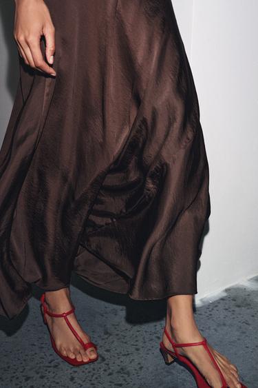 ROBE LONGUE SATINÉE ZW COLLECTION - Marron de Zara - Image 4