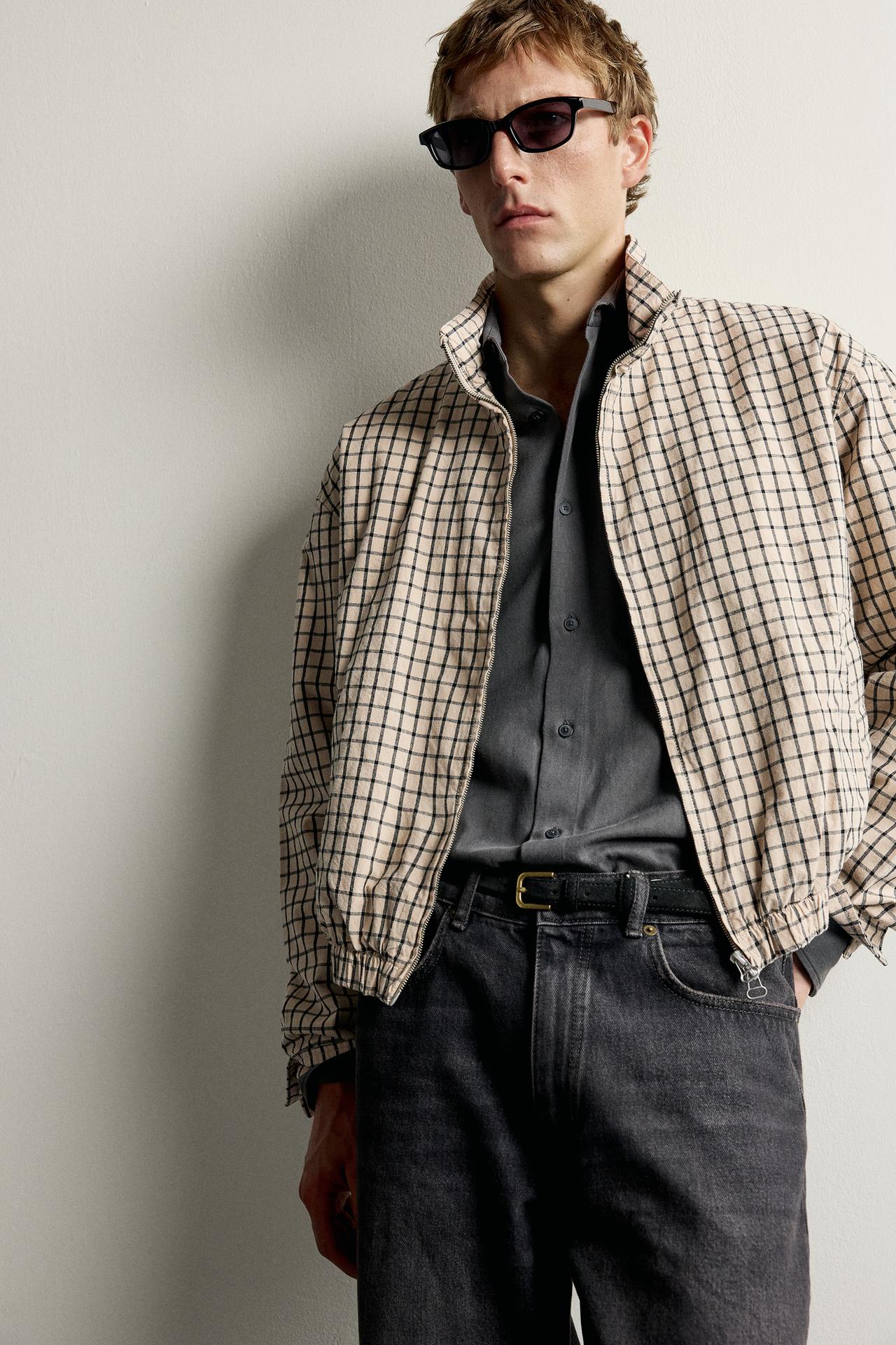 CHECKED CROPPED FIT JACKET — taupe brown