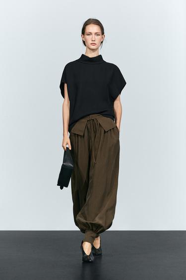 Sleeveless roll neck top — Black 2