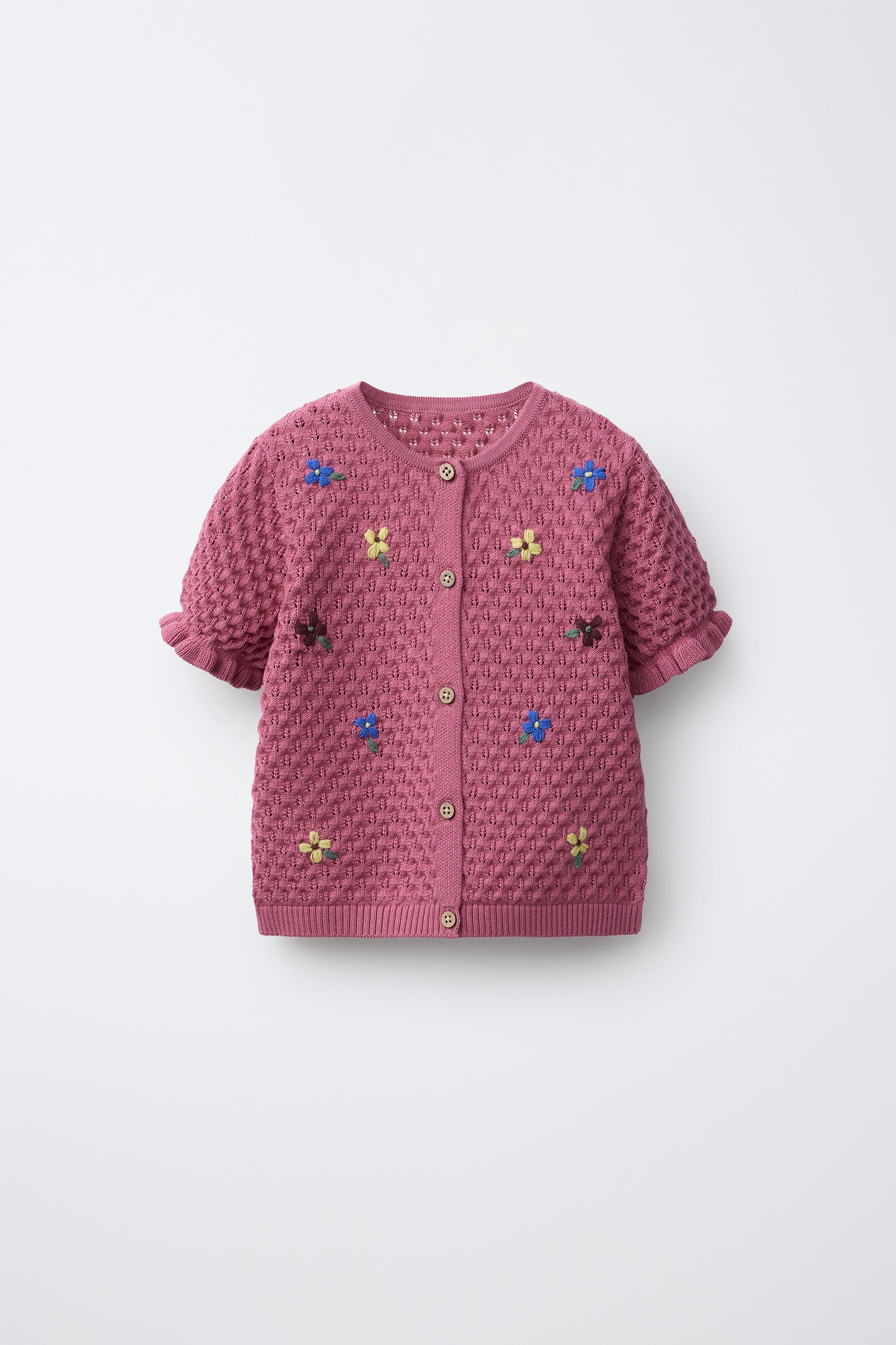 GILET EN MAILLE À FLEURS BRODÉES