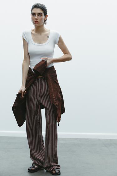 CAMISETA COM DECOTE REDONDO - Branco da Zara - Imagem 0