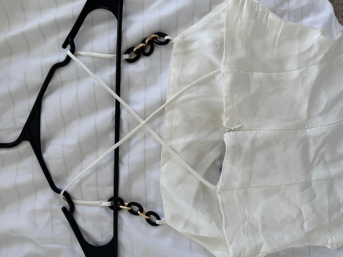 CHAIN STRAP SATIN EFFECT DRESS - Image 4