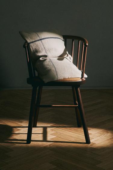 HOUSSE DE COUSSIN LIGNE CONTRASTANTE - Beige clair de Zara