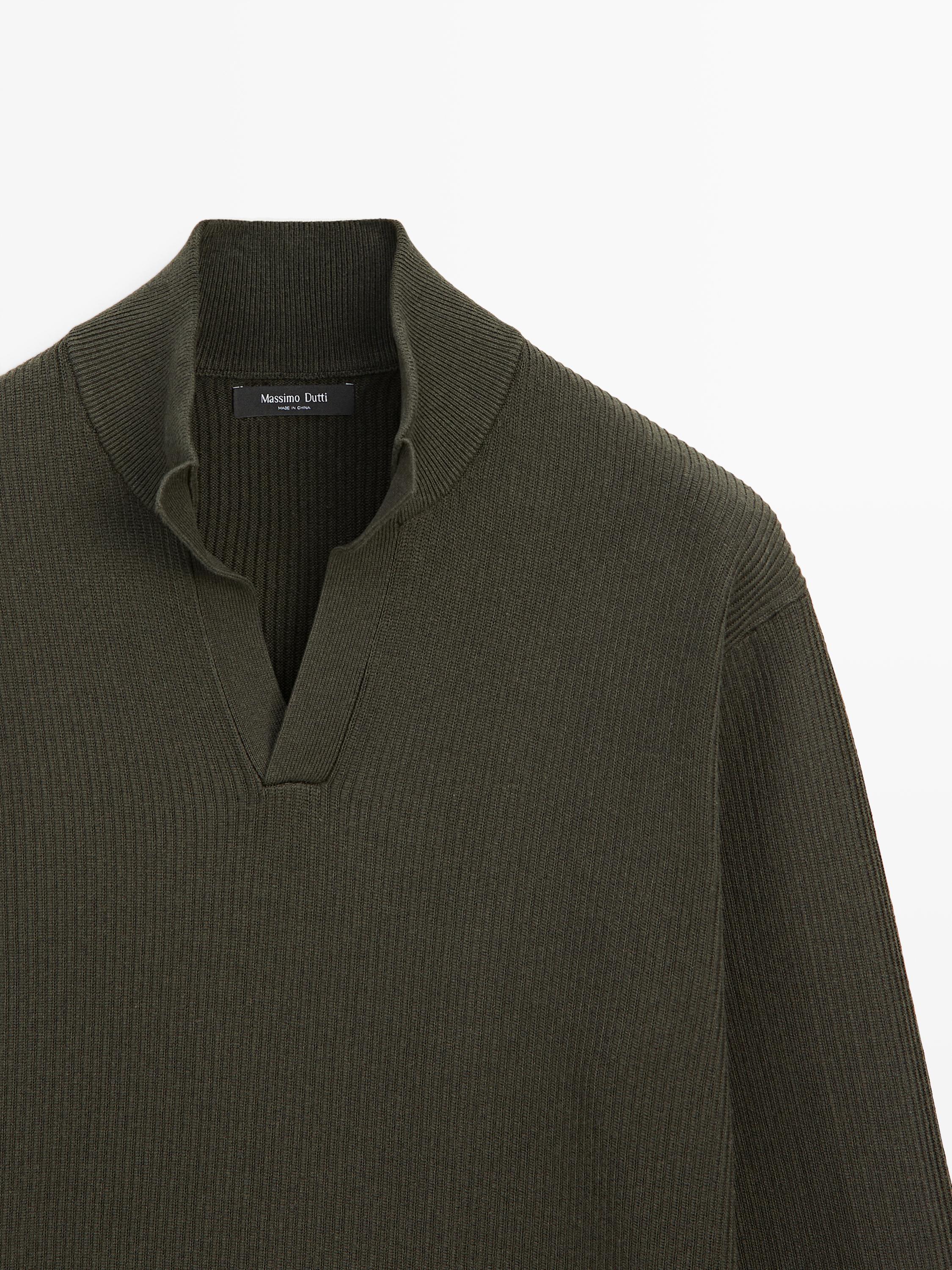 Mock neck knit sweater with V-neck