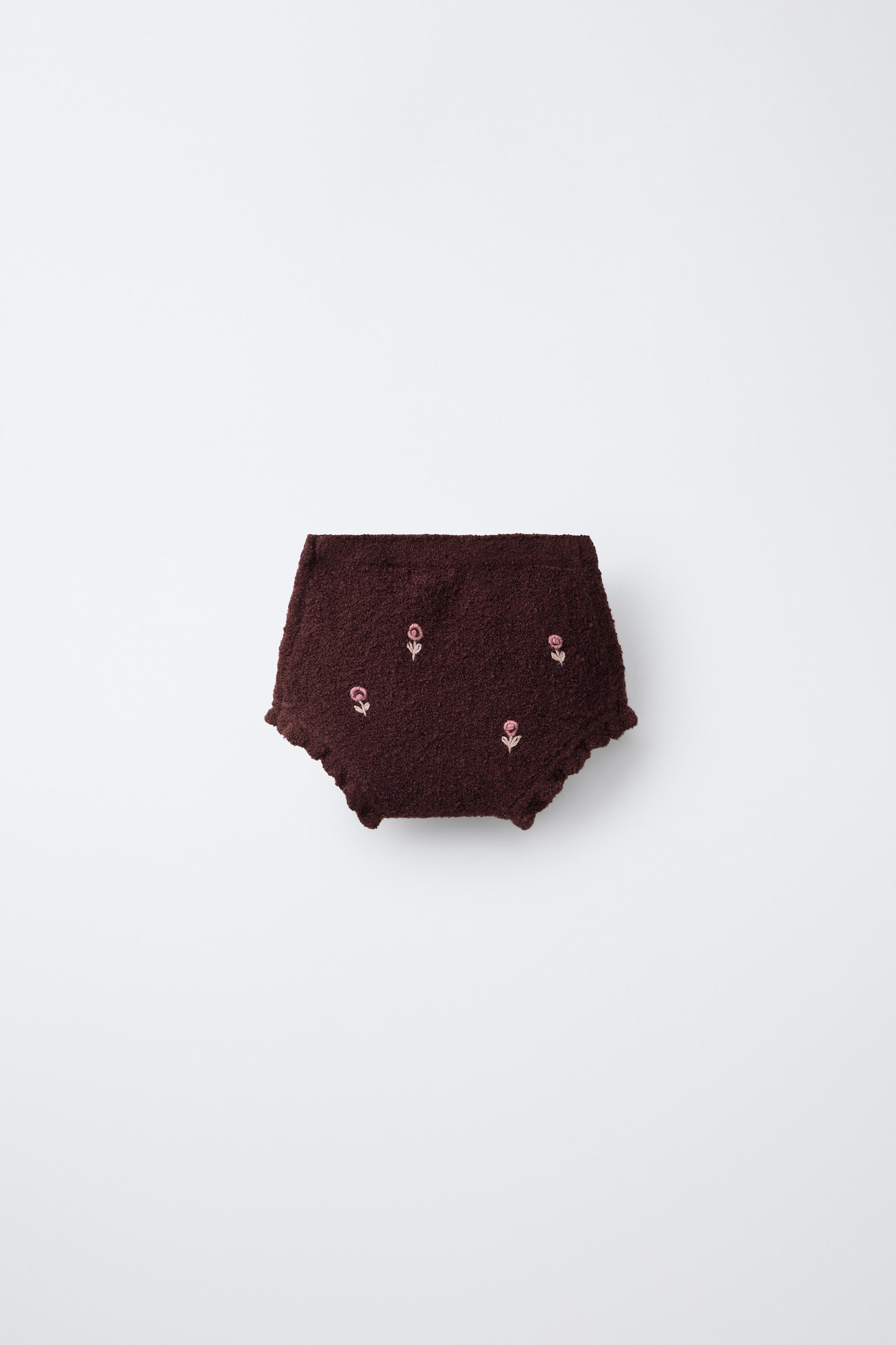 KNIT RUFFLE BRIEFS WITH BOBBLE DETAIL