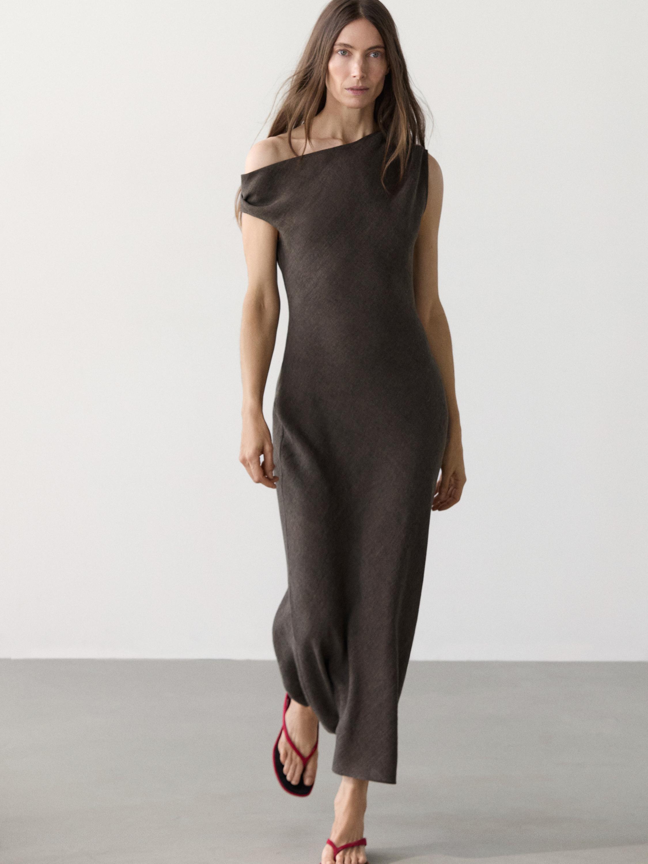 100% linen midi dress with shoulder detail