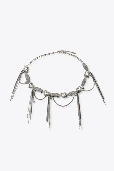 حزام بسلاسل بـ CHARMS قلوب - فضي الخاص بـ Zara