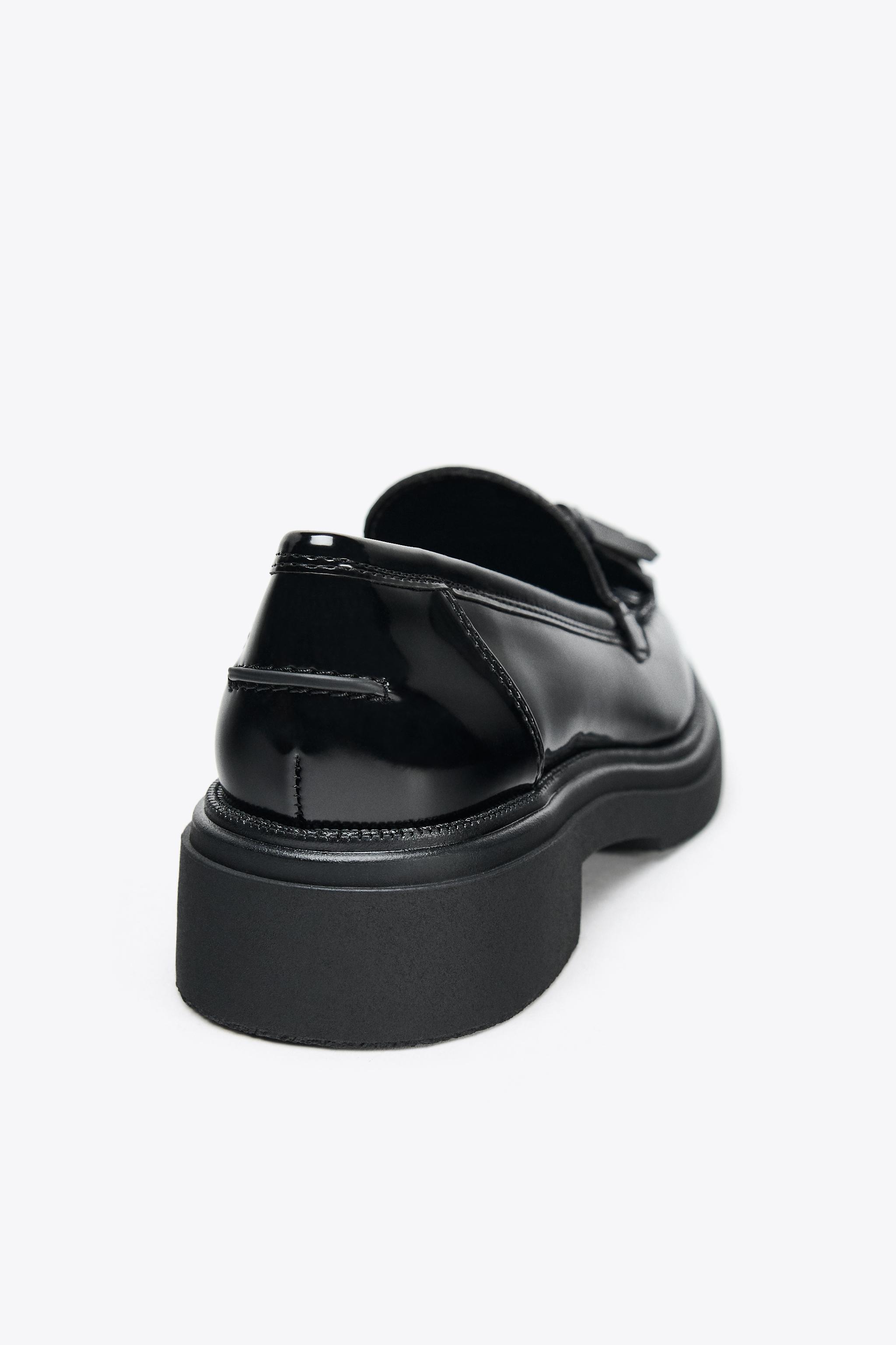 エナメル タッセル付きモカシン - ブラック | ZARA Japan / 日本