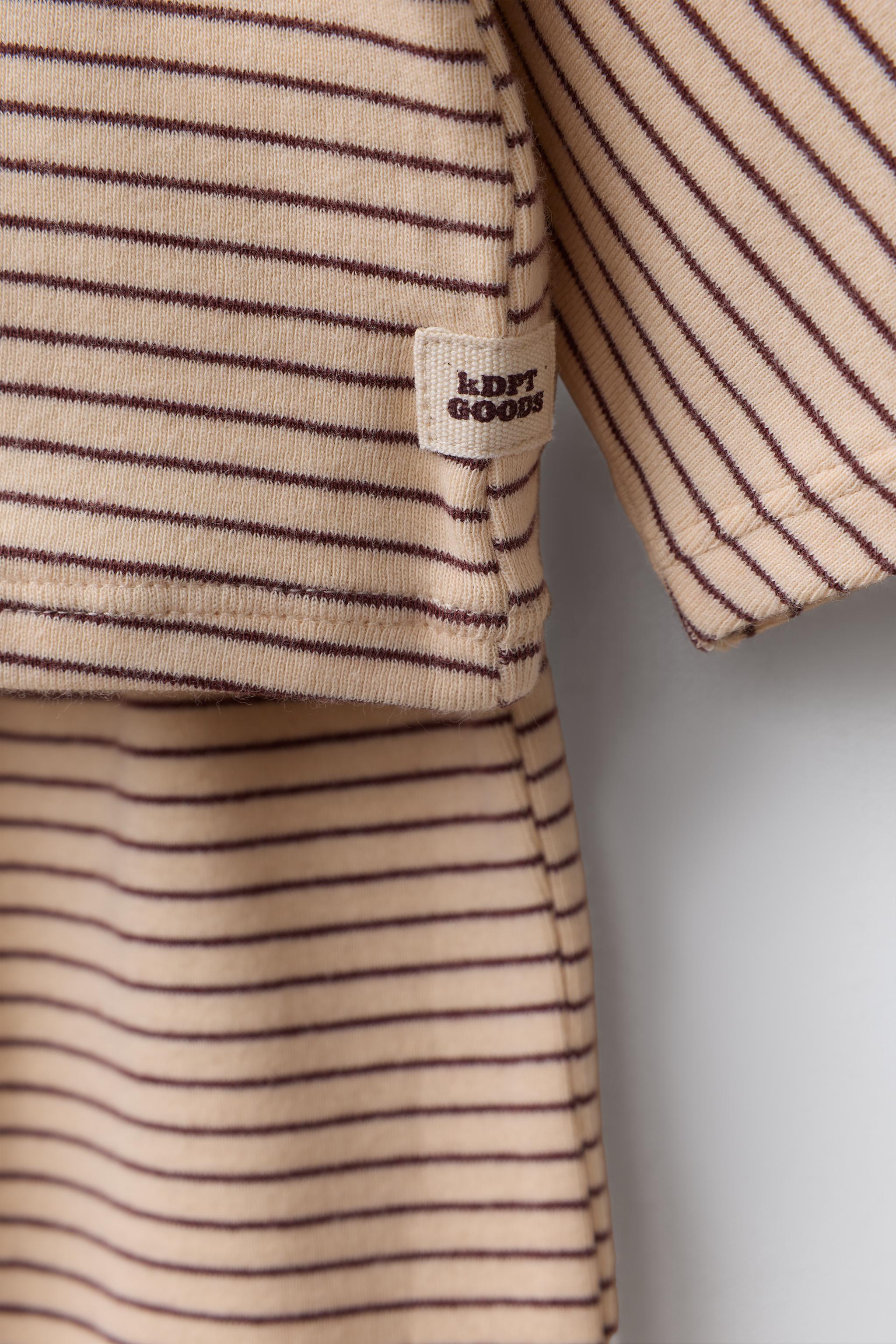Детские брюки Zara STRIPED T-SHIRT AND JOGGER PANTS SET — фото 4