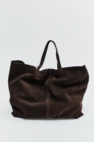 תיק עור זמש מקסי שופר - חום של Zara