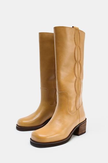 BOTTES EN CUIR AVEC SURPIQÛRES - Marron foncé de Zara - Image 4