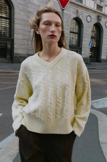 JERSEI DE PUNT SOFT CABLES - Groc clar de Zara
