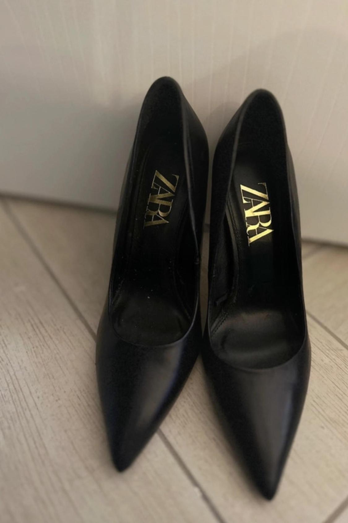 LEATHER HIGH-HEEL SHOES