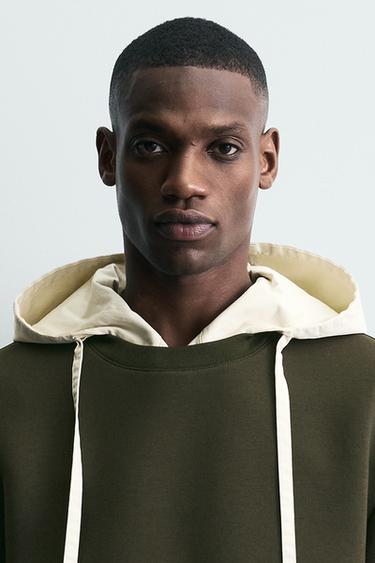 سويت شيرت بمظهر نيوبرين مع تفصيل معدني - أخضر داكن الخاص بـ Zara