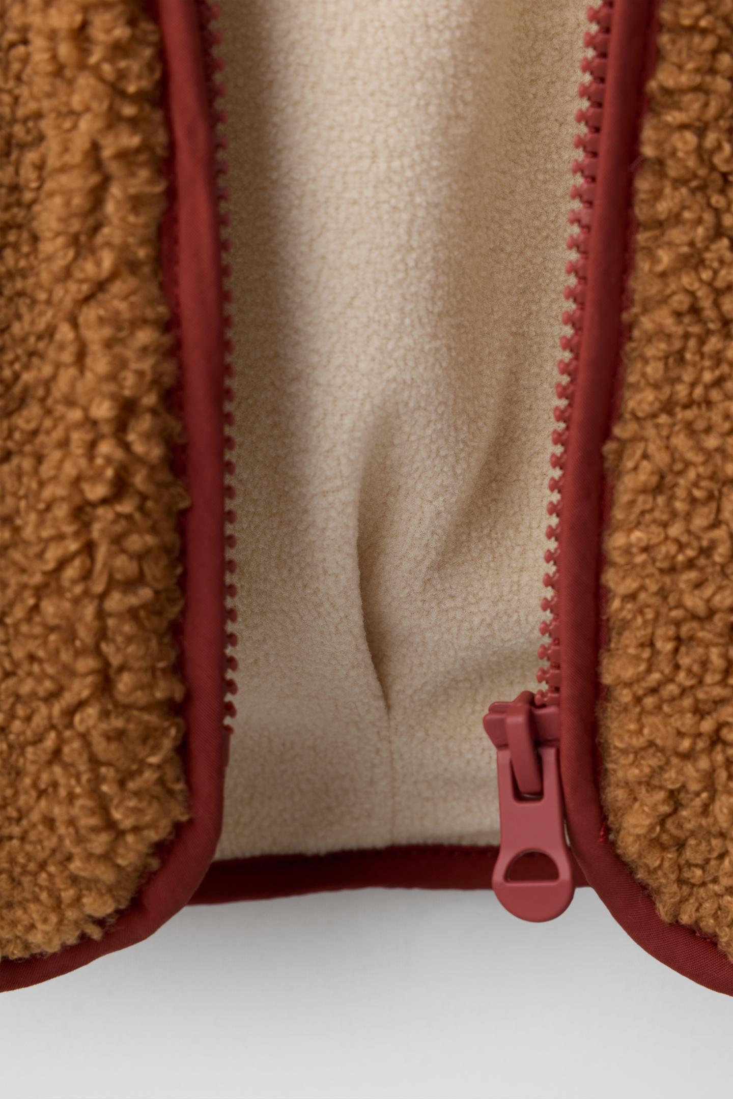 Детская куртка Zara Colorblock Shearling, цвет: Кирпичный — фото 4