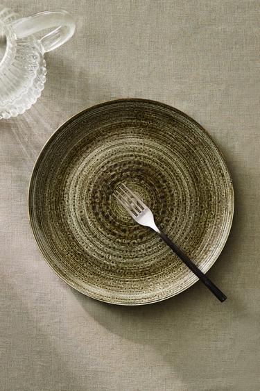 EARTHENWARE DINNER PLATE WITH SPIRAL DESIGN - Green by Zara - Image 5