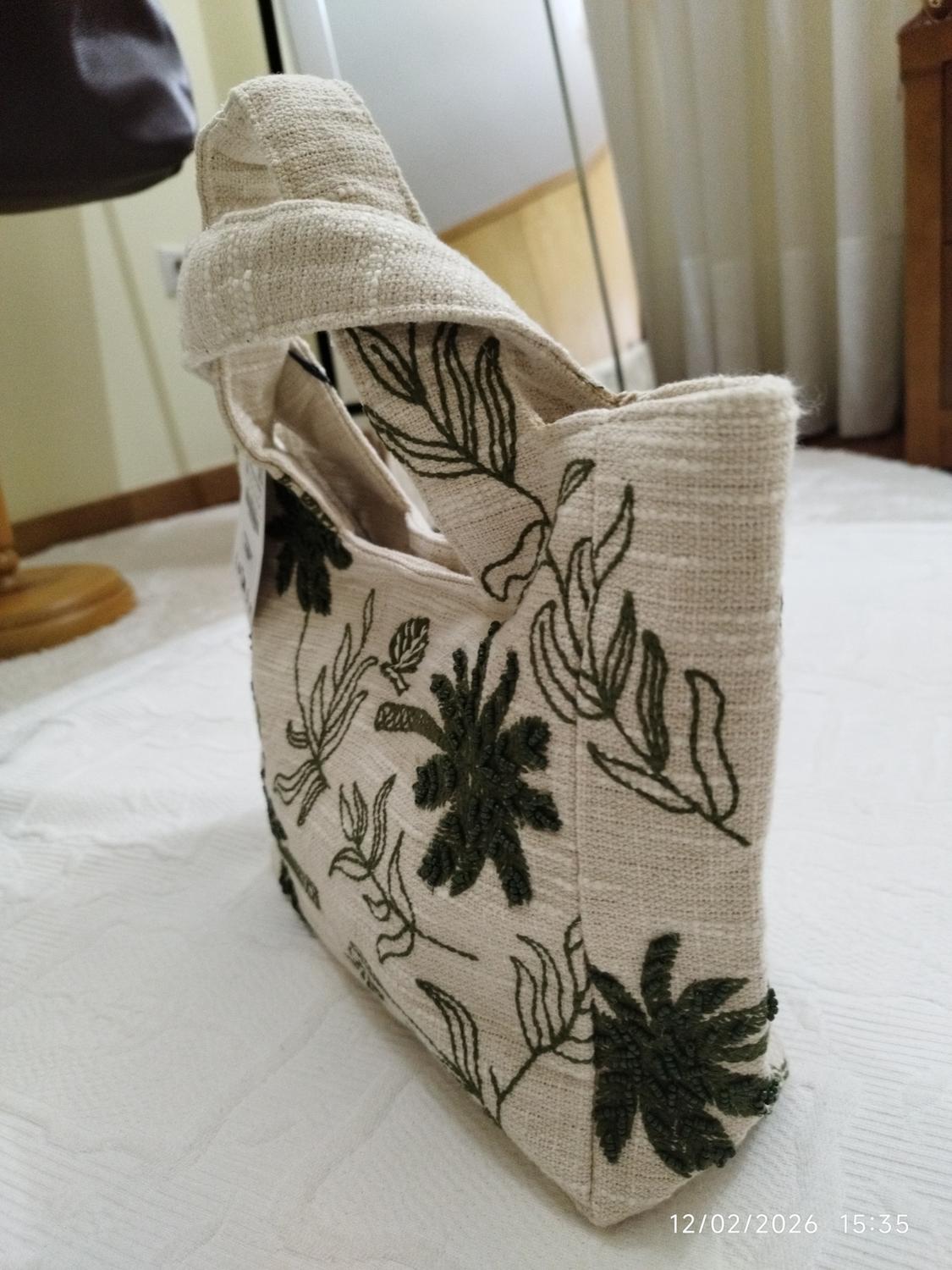 EMBROIDERED FABRIC TOTE BAG - Image 2