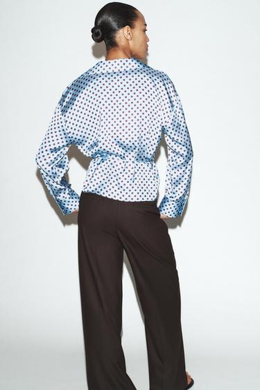 CHEMISE SATINÉE À POIS AVEC CEINTURE - Marron-Bleu de Zara - Image 3