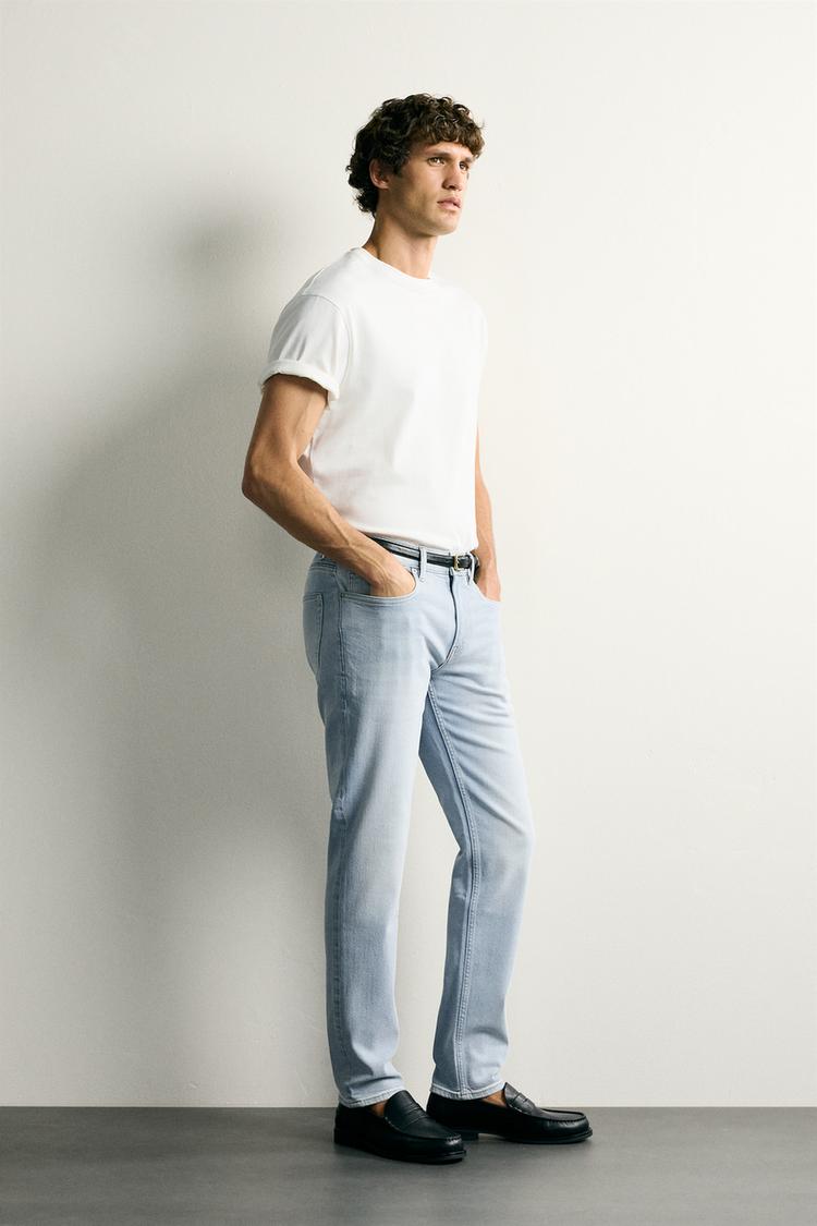 JEANS SLIM BÁSICO 4