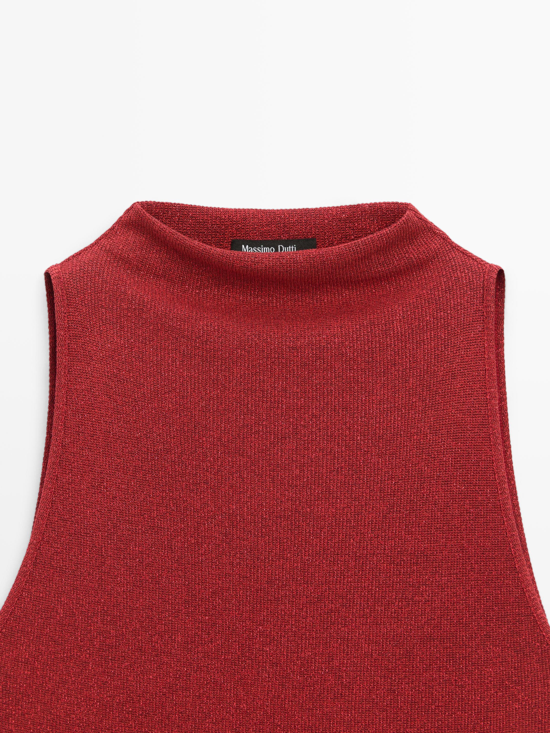 Knit halterneck top with metallic finish