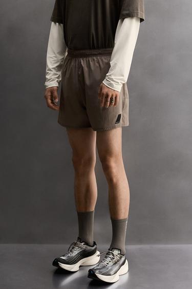 PANTALONES CORTOS LIGEROS RUNNING - Arena de Zara