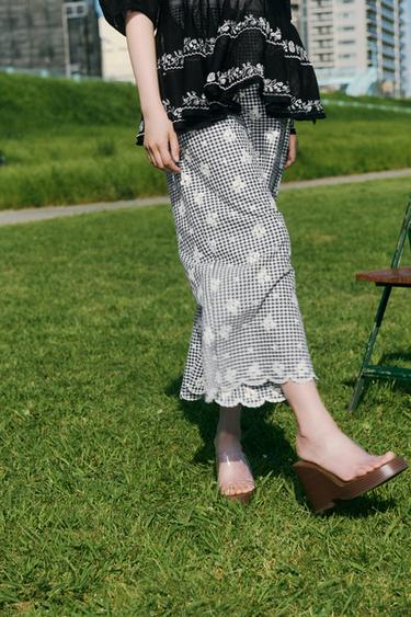GINGHAM CULOTTES WITH EMBROIDERY - Ecru / Blue by Zara