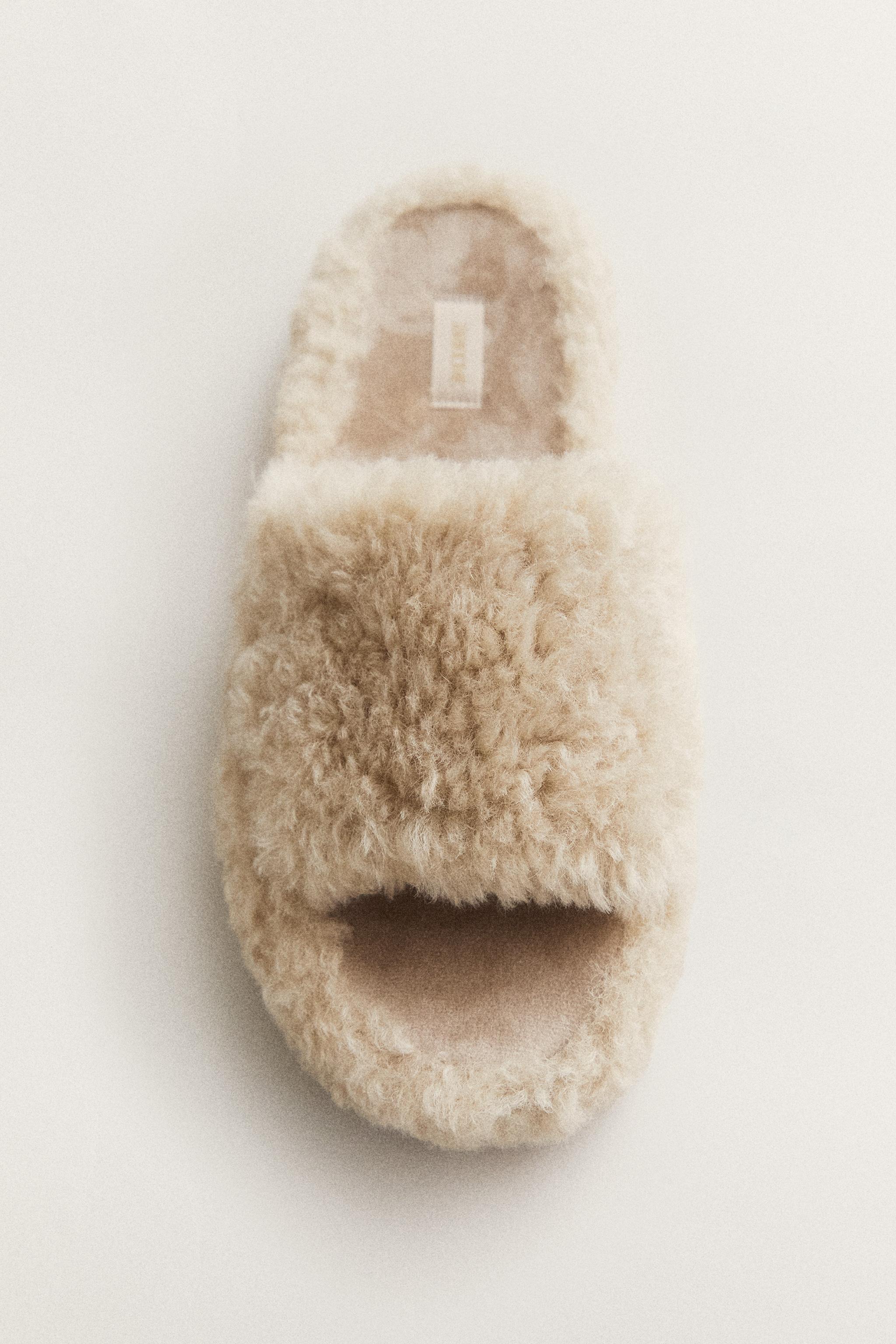 FAUX SHEARLING FLATFORM SLIDES