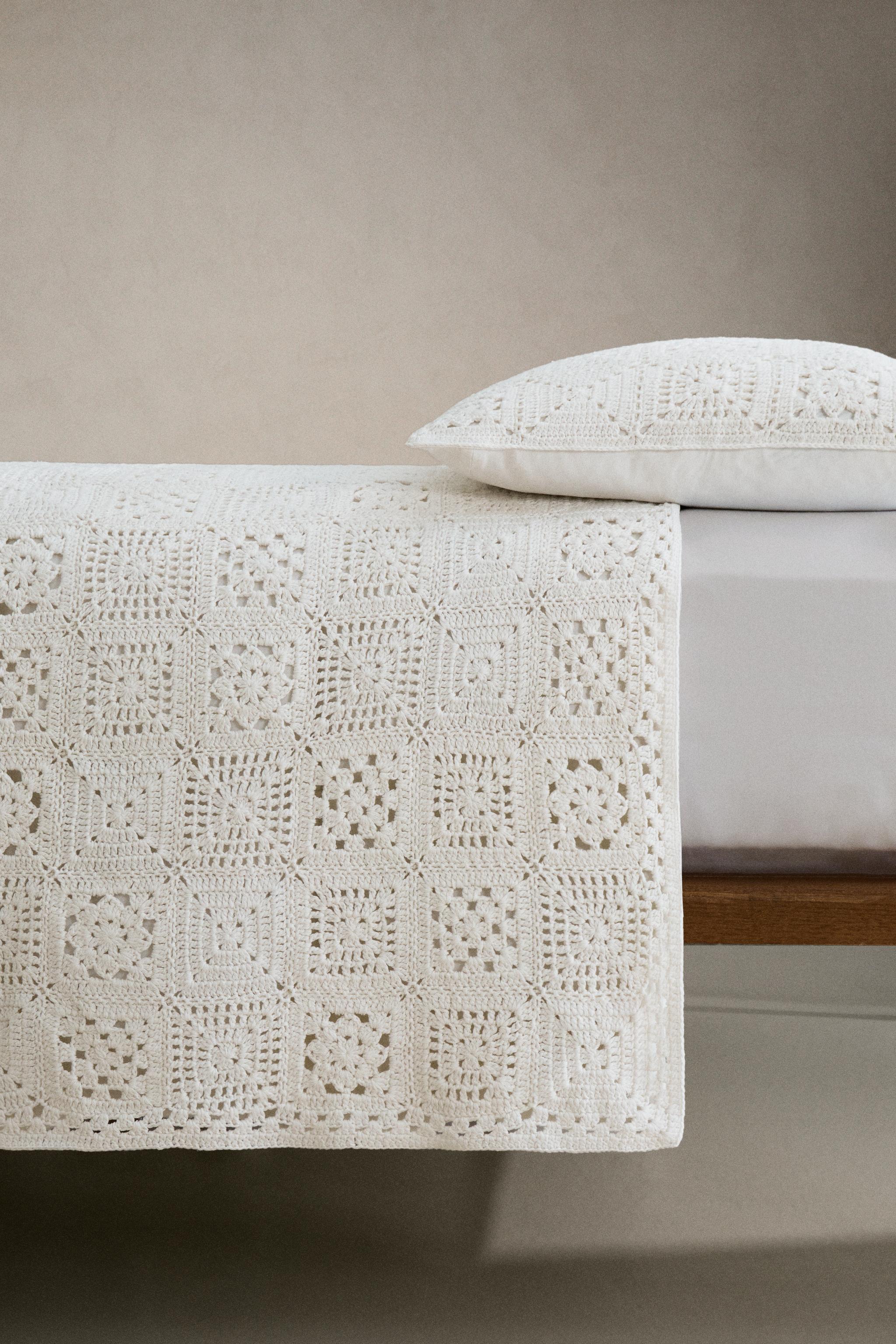 CROCHET PATCHWORK COTTON BEDSPREAD