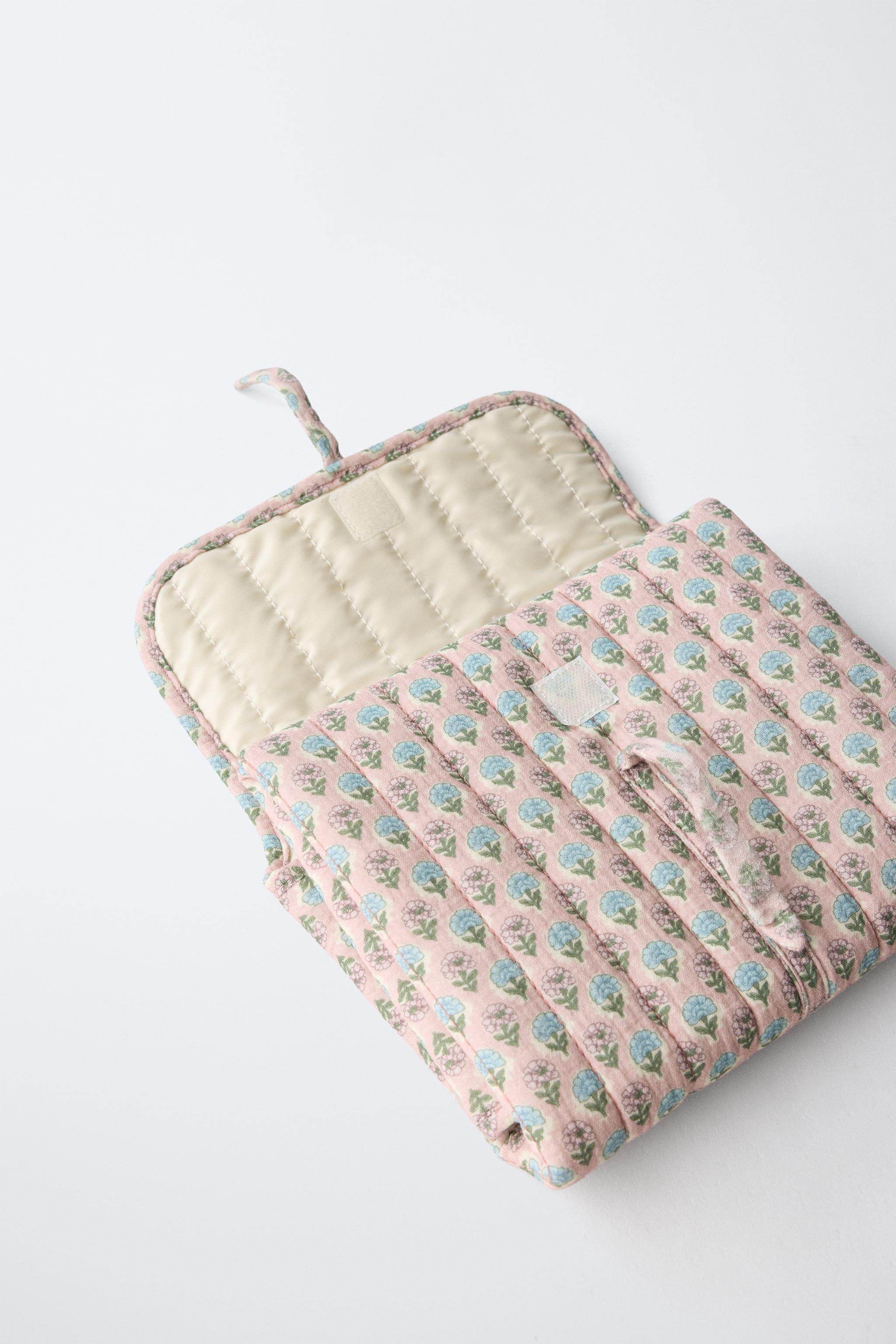 MATELAS À LANGER FLEURS