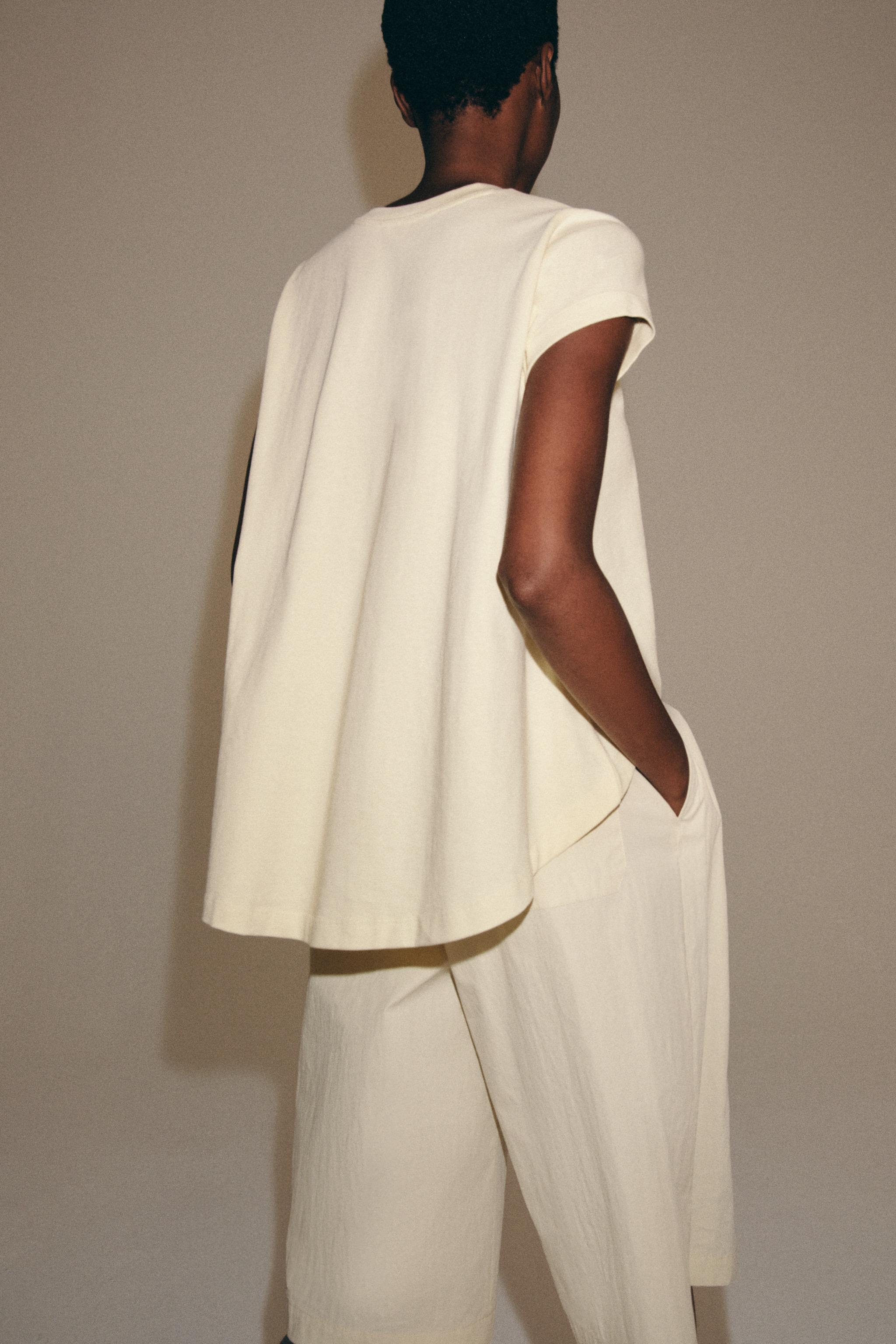 ASYMMETRIC COTTON T-SHIRT