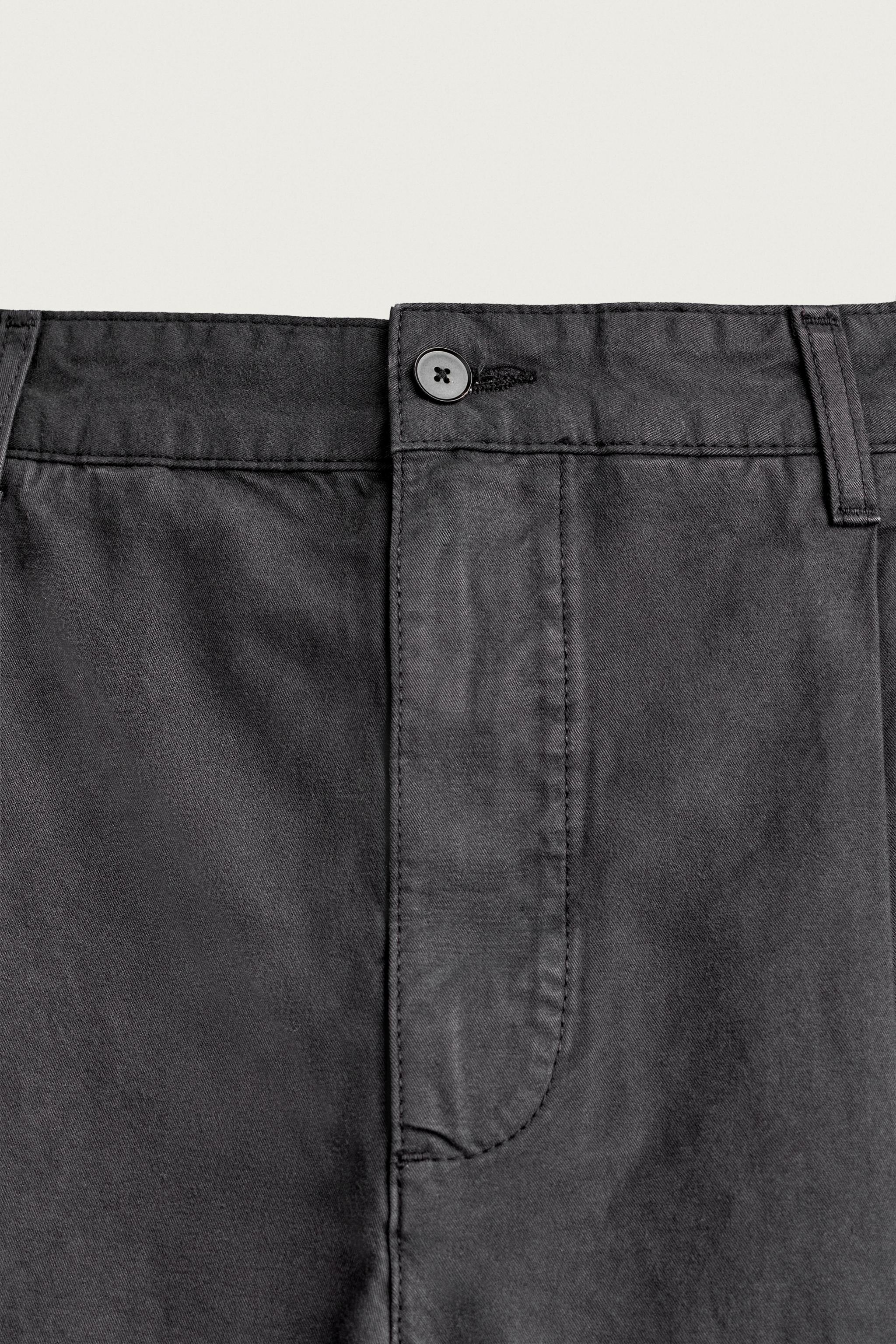 REGULAR-FIT PLEATED CHINO PANTS