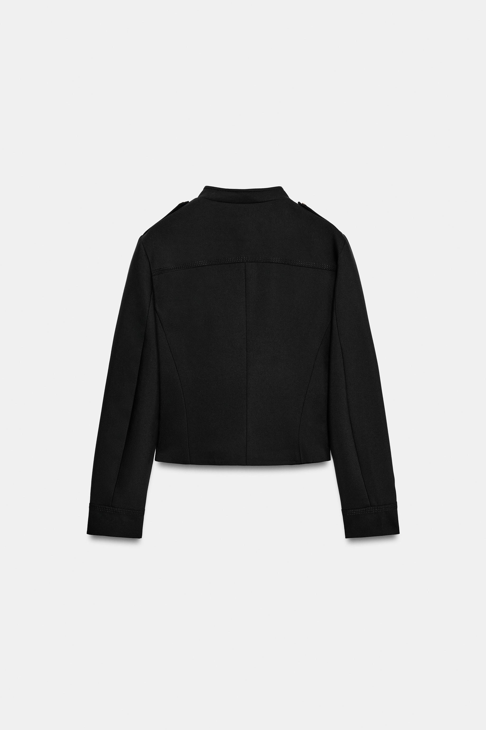 VESTE AJUSTÉE À BOUTONS