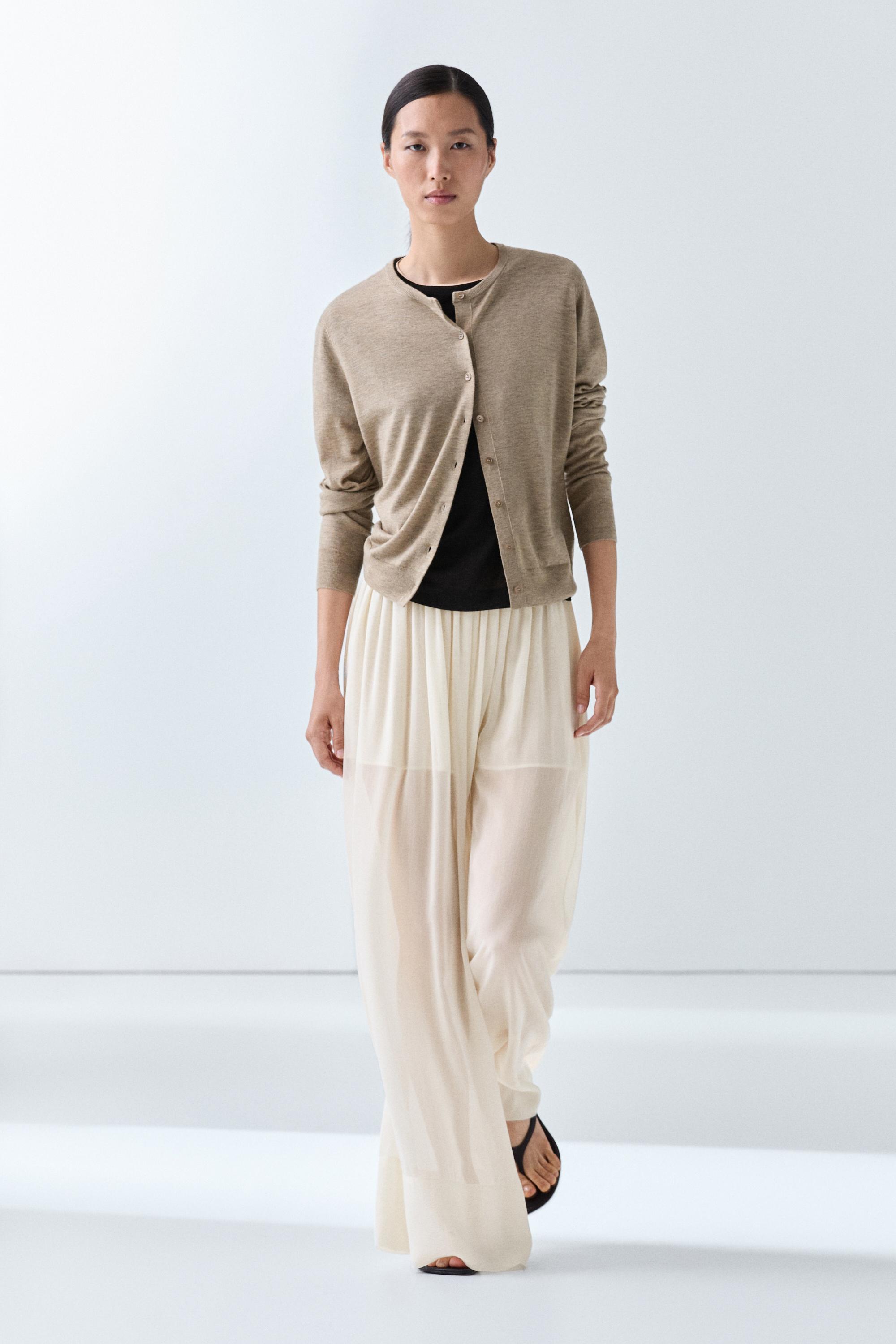 Cardigan en maille fine col rond