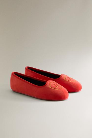 KIDS' THE ANIMALS OBSERVATORY VELVET SLIPPERS - Red by Zara - Image 1