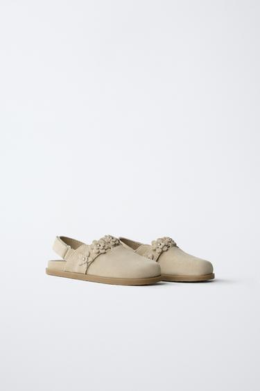 Zara LEATHER FLOWER CLOGS - Sandy Brown