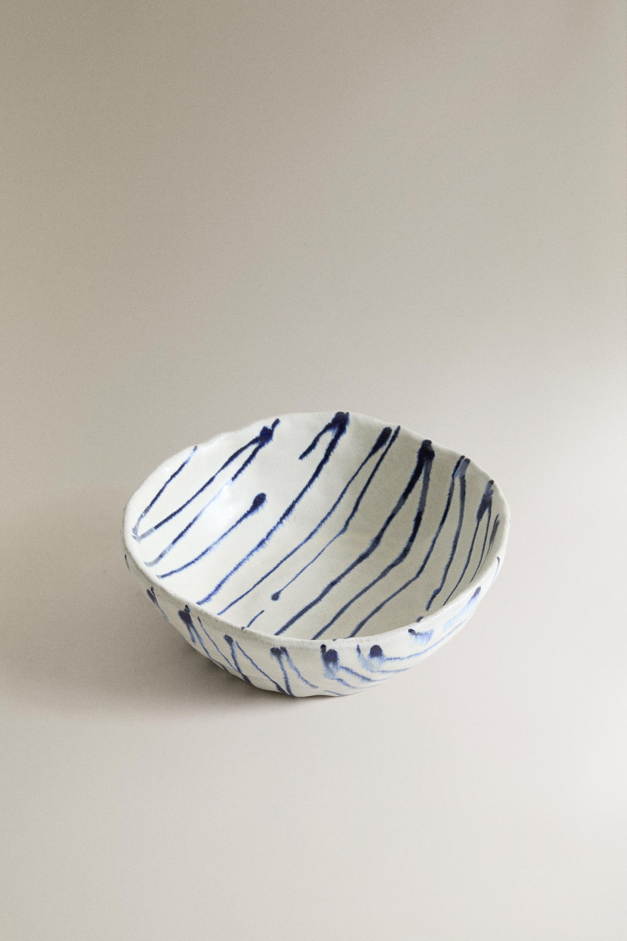 STRIPED EARTHENWARE BOWL — Blue / White