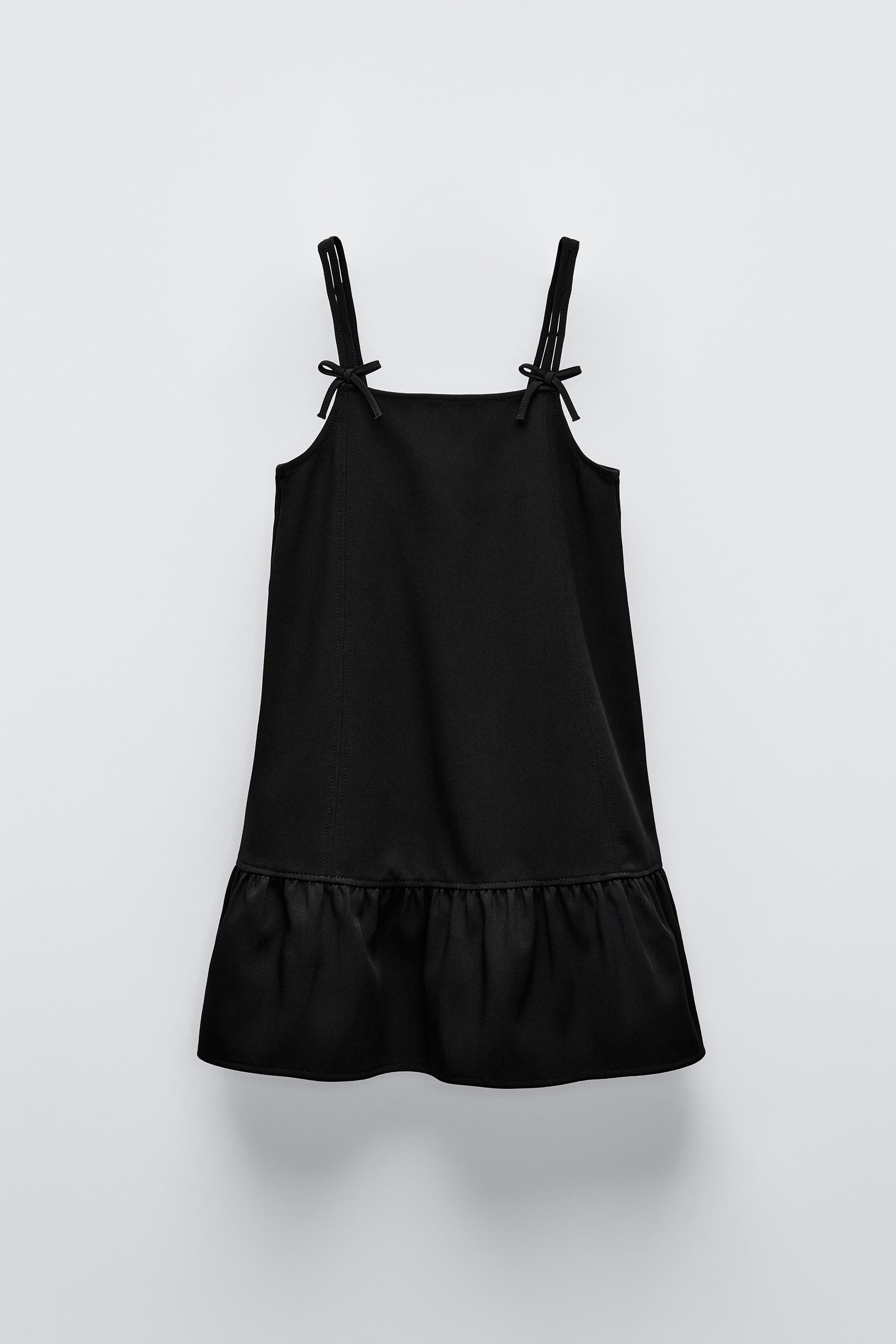 RUSETILLINEN LAPPUHAALARIMEKKO Black ZARA Suomi Finland rusetillinen-lappuhaalarimekko-black-zara-suomi-finland