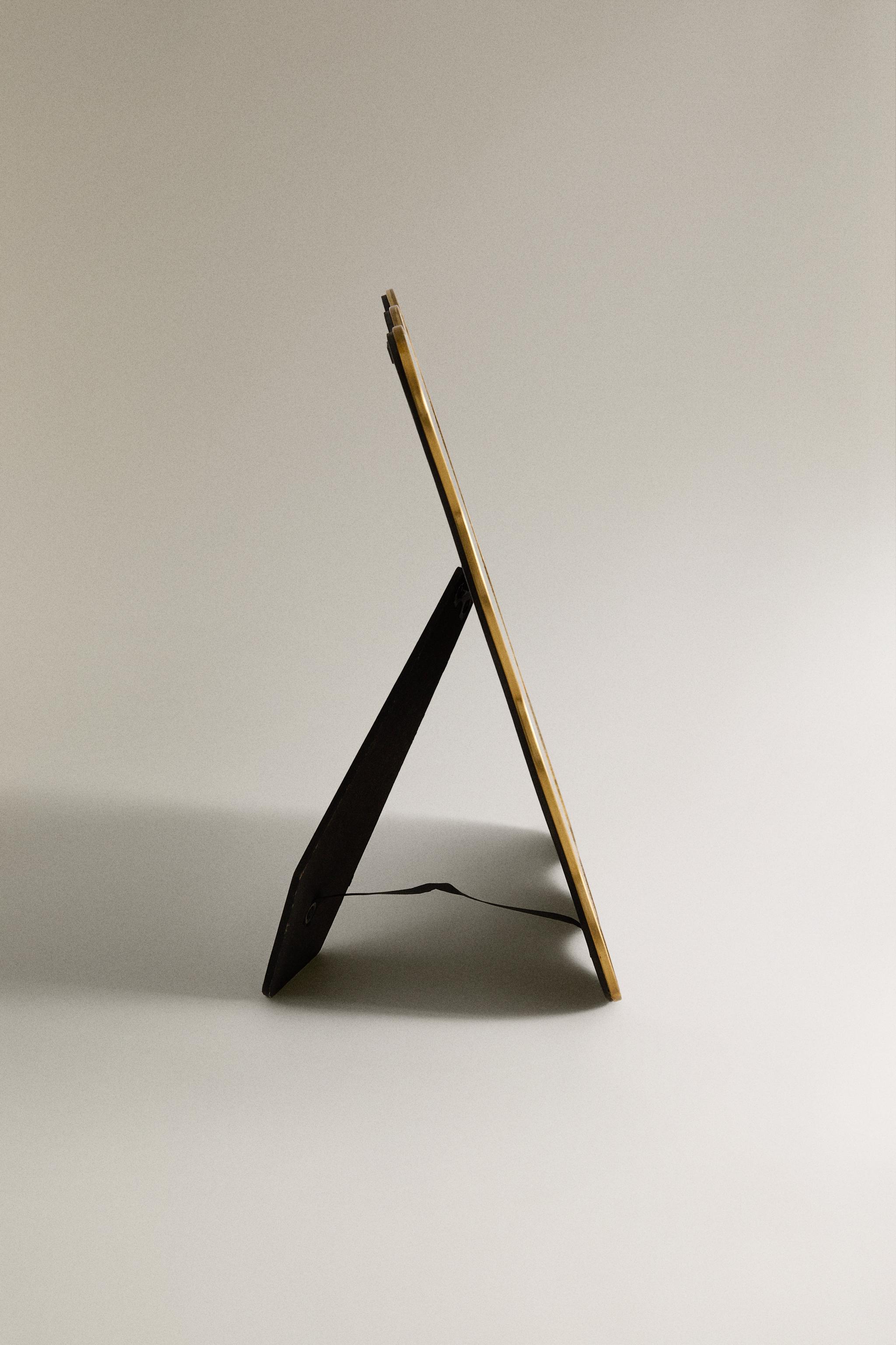 METAL WAVY PICTURE FRAME - Gold | ZARA United States