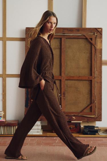 PANTALON EFFET FROISSÉ - Marron de Zara