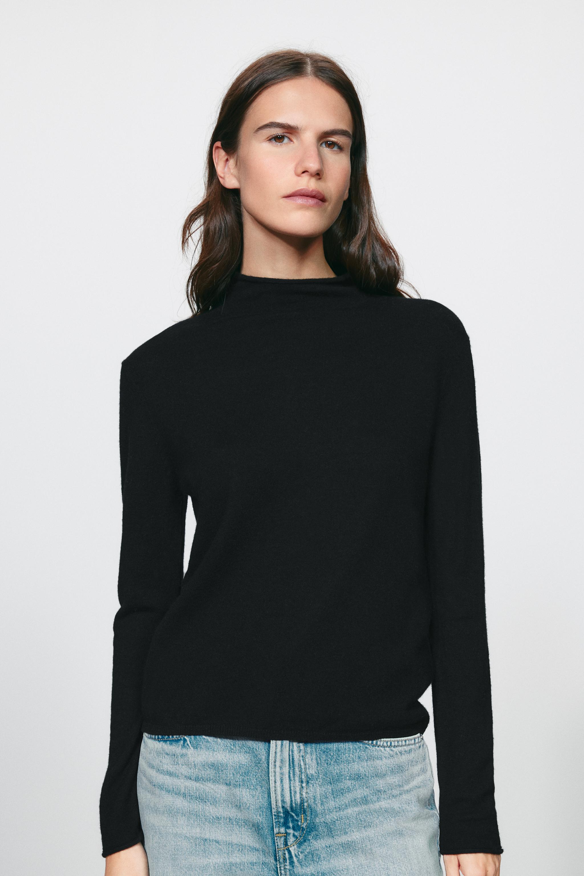 PULL 100 % LAINE EXTRA DOUCE COL MONTANT