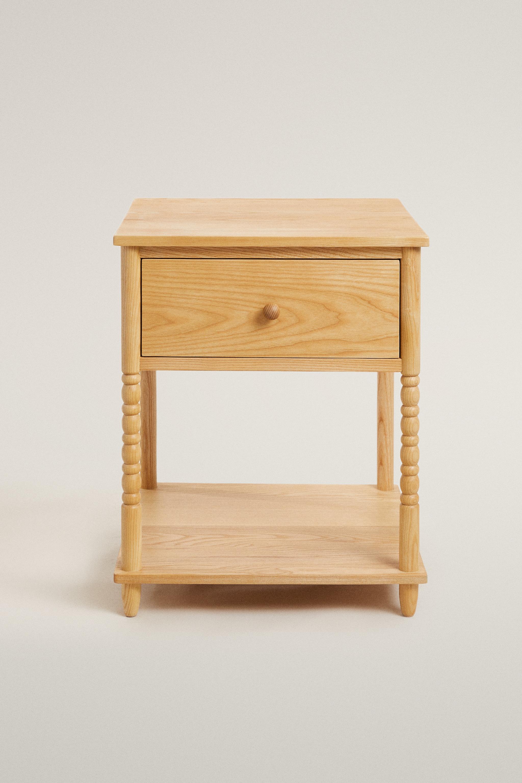 TABLE DE CHEVET EN BOIS