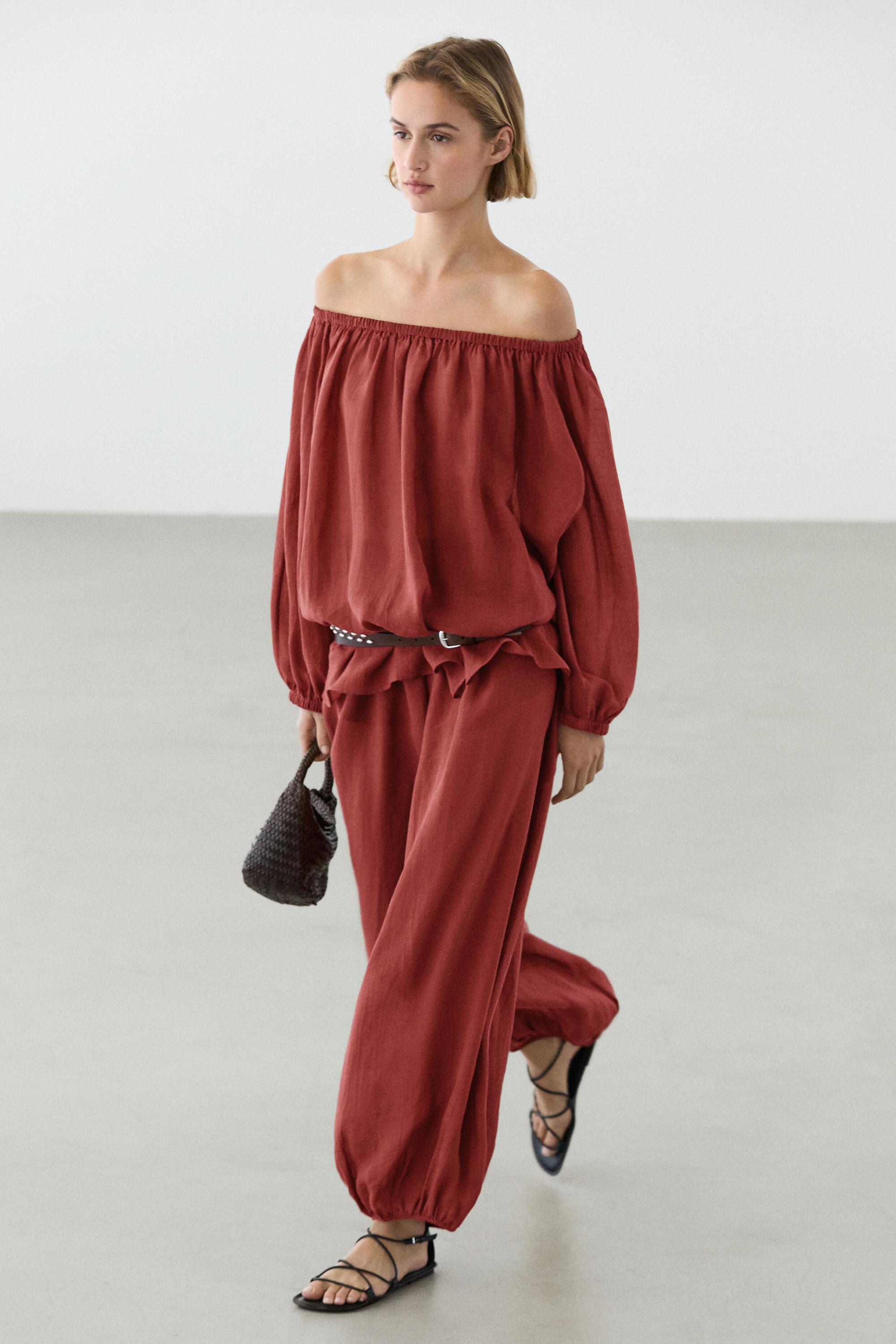 Flowing boat neck shirt
