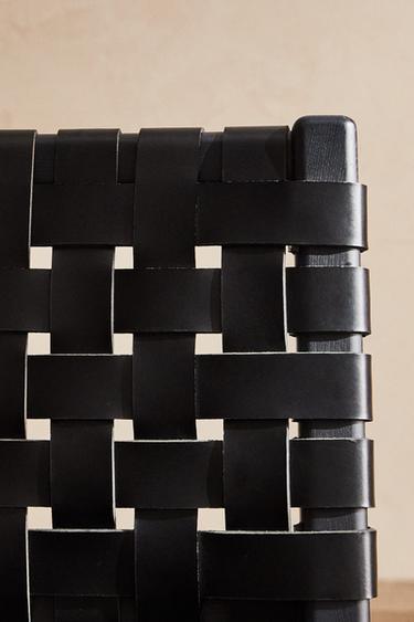 LOUNGE CHAIR 01 - Black by Zara