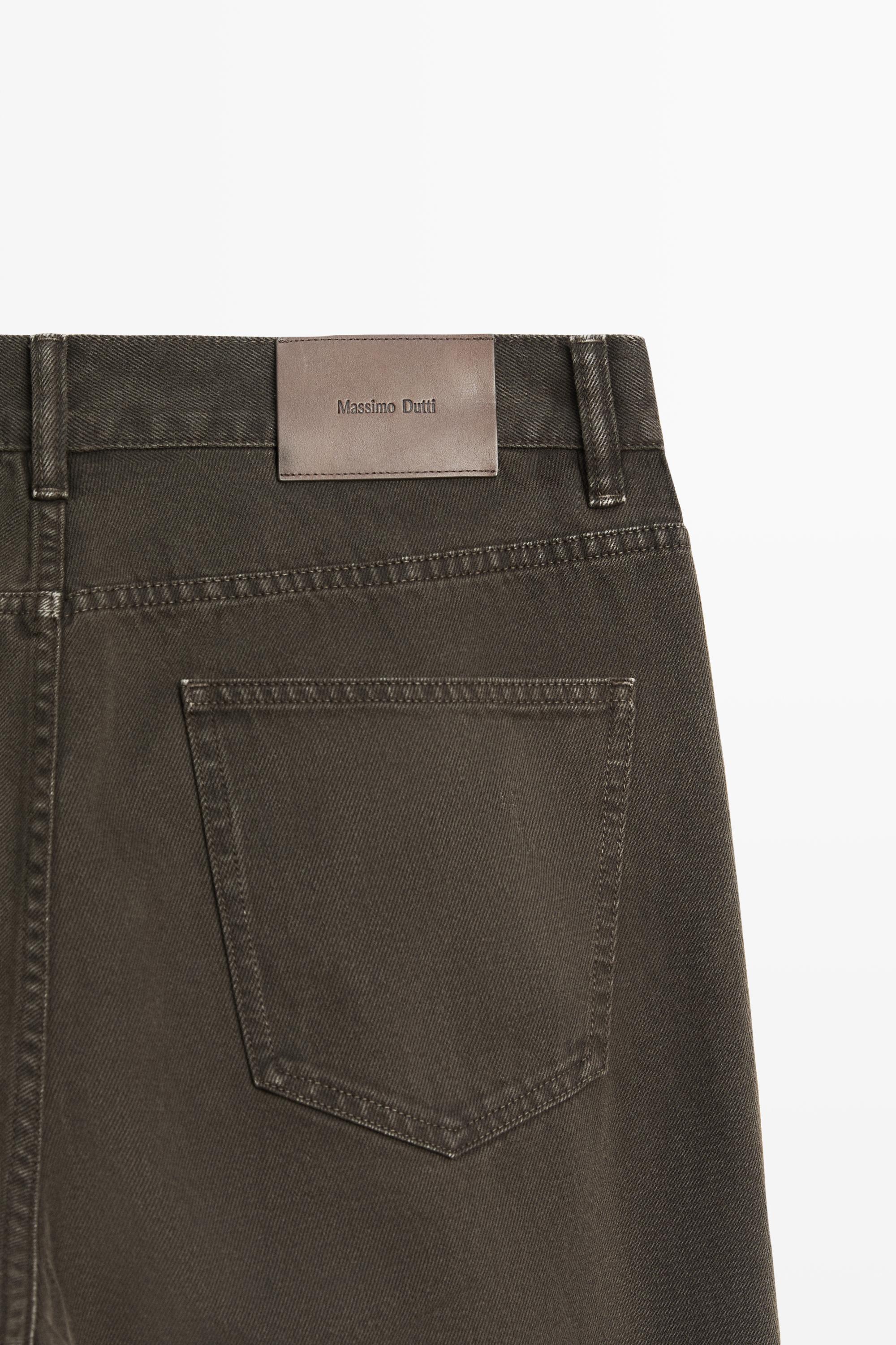 Tapered fit jeans