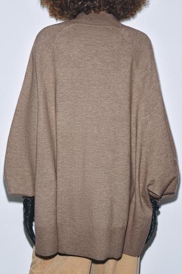 PULL OVERSIZE EN MAILLE À COL CHEMINÉE - Marron / Taupe de Zara - Image 2