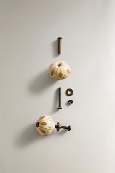 PACK OF CERAMIC FLOWER DOOR KNOBS (PACK OF 2) - Mustard by Zara - Image 2